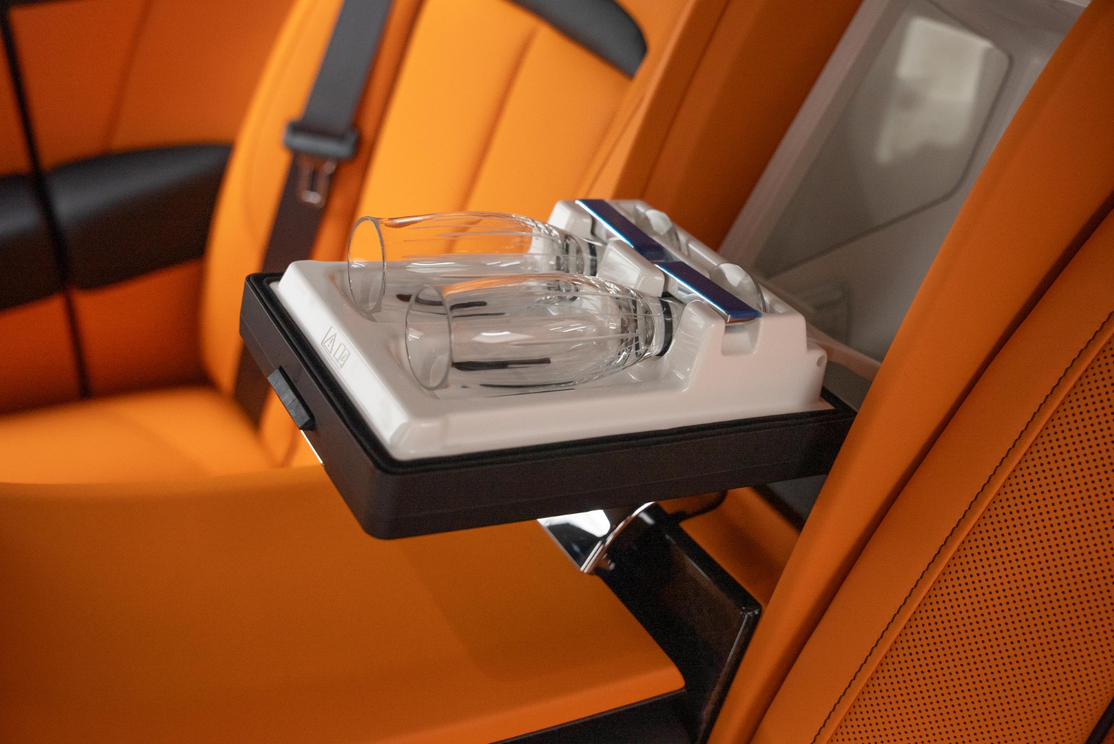 2025 ROLLS ROYCE CULLINAN BLACK BADGE.  BESPOKE SOUND SYSTEM. VIP REAR SEATS. WARRANTY & SERVICE 
